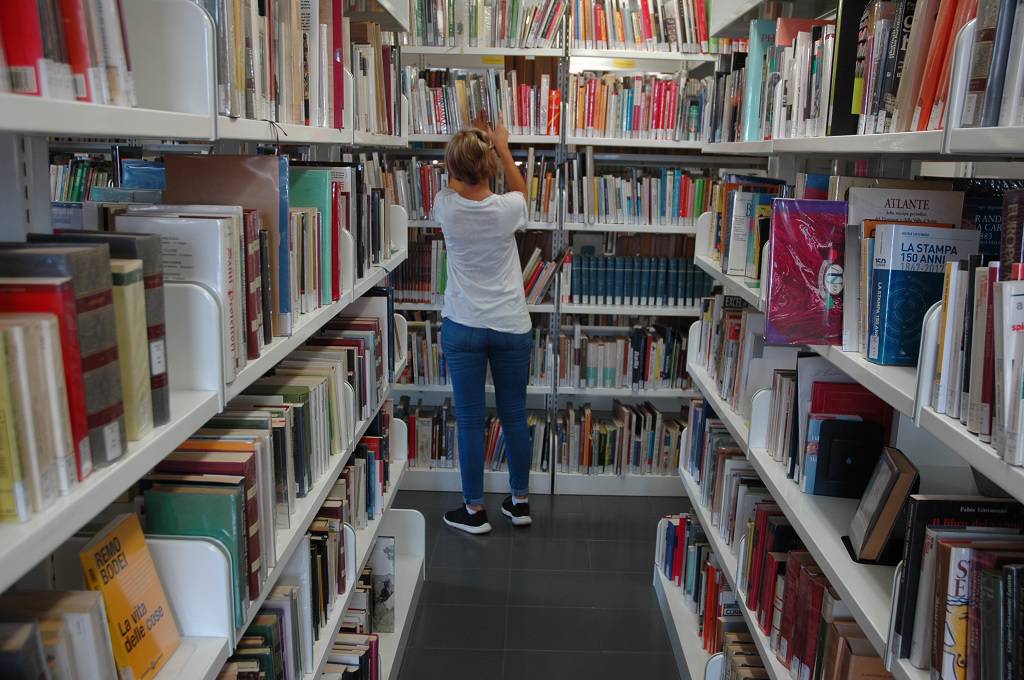 Biblioteca Cuneo Sud Chiusa per lavori