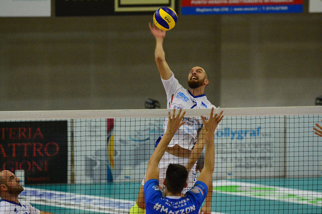 Domani sera al PalaManera VBC Mondovì-Aversa