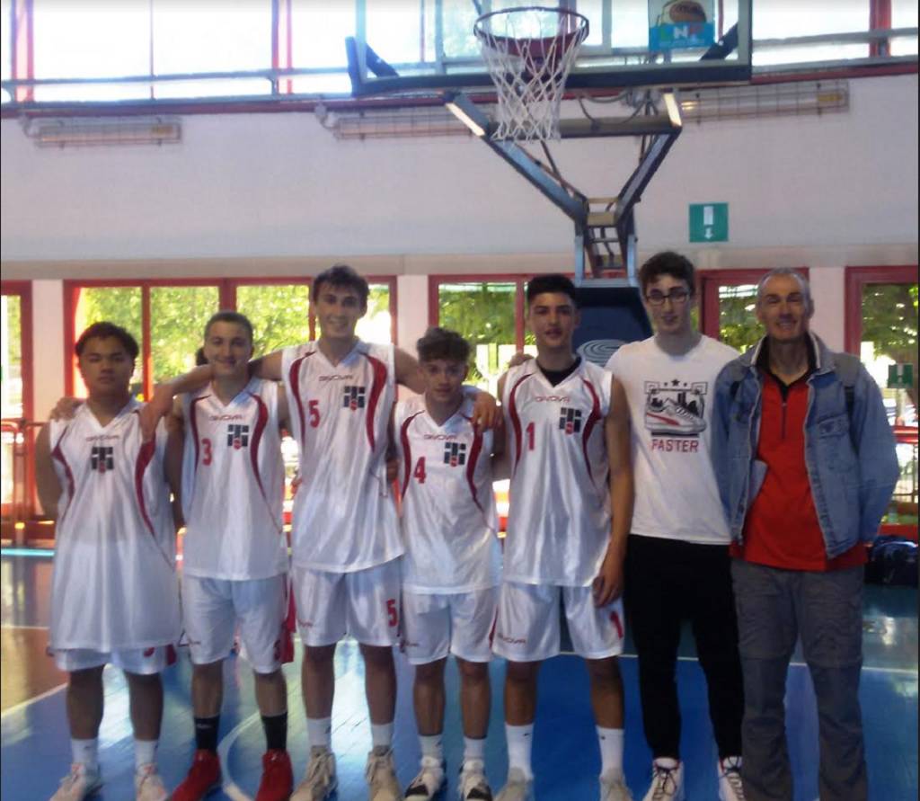 Itis Delpozzo di Cuneo pigliatutto, anche i campionati regionali di basket 3 c 3