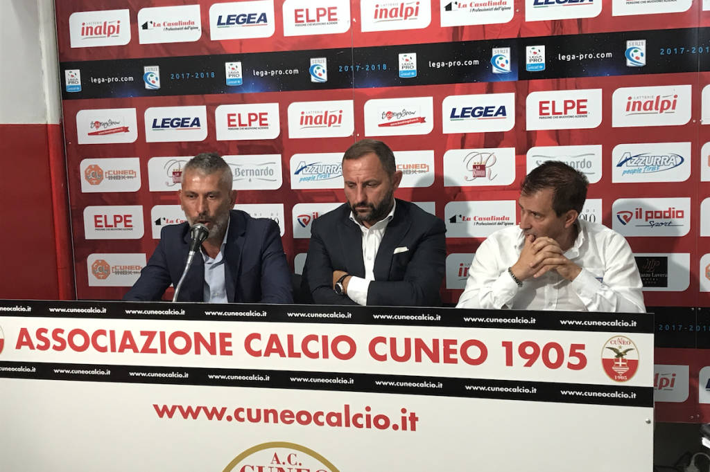 Il Cuneo Calcio presenta il nuovo allenatore Cristiano Scazzola: “Un onore essere qui”
