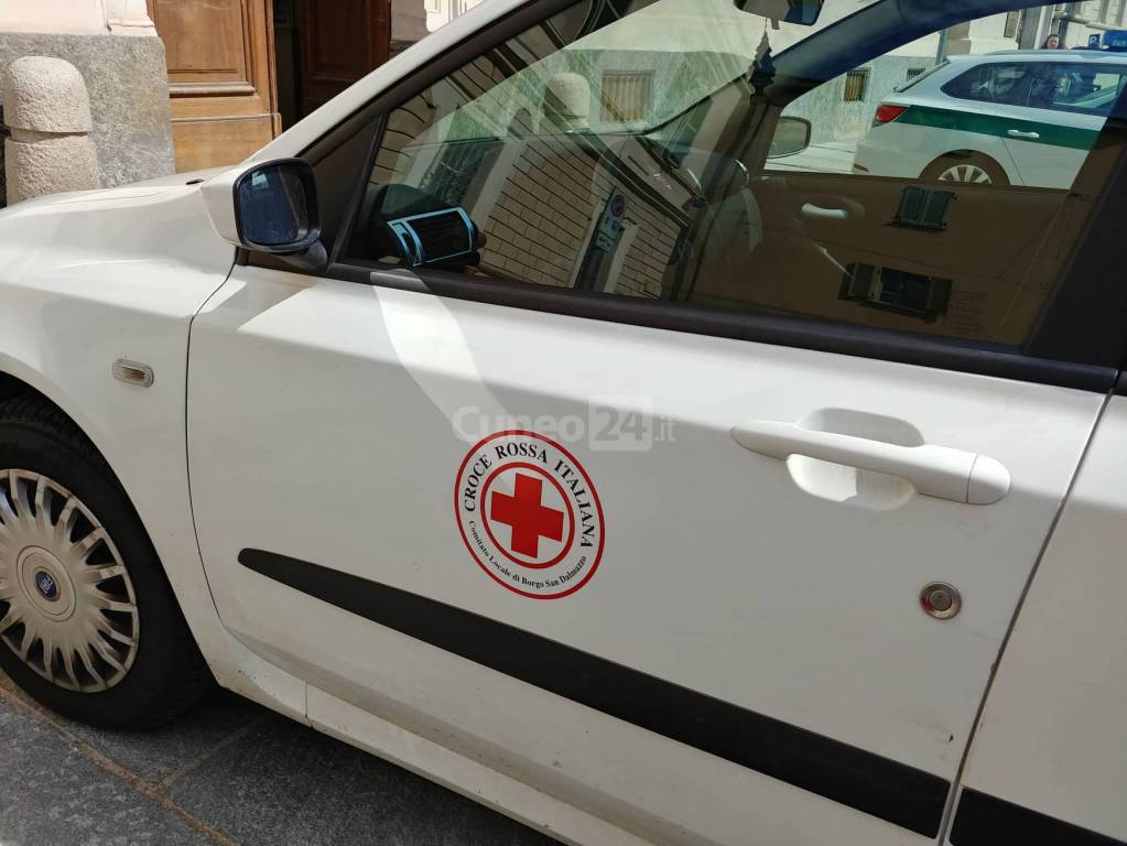 “La Croce Rossa non effettua tamponi, non contatta telefonicamente e non chiede offerte”