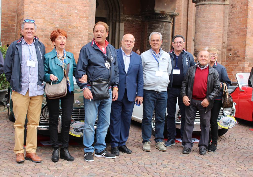 Alba, numerose auto storiche per il XIX trofeo “Le Spyder tra Langhe e Roero”