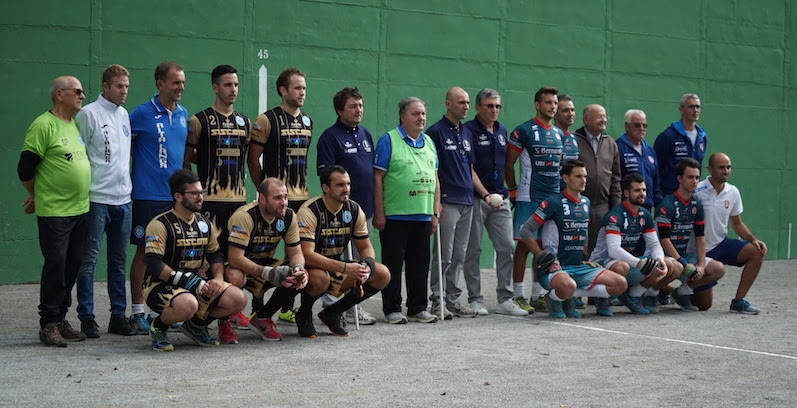 All’Acqua S.Bernardo UBI Banca Cuneo l’andata della finale del campionato italiano di Serie A Trofeo Araldica