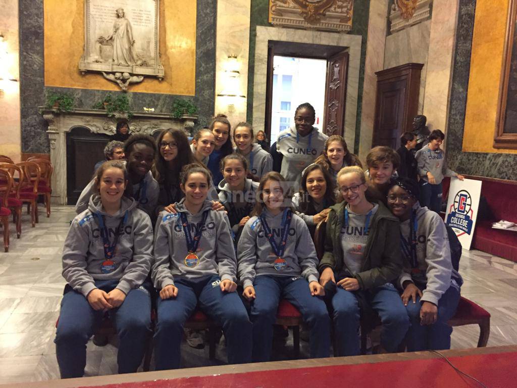 Cuneo, premiate le ragazze del Granda College: campionesse d’Italia di basket Under 14