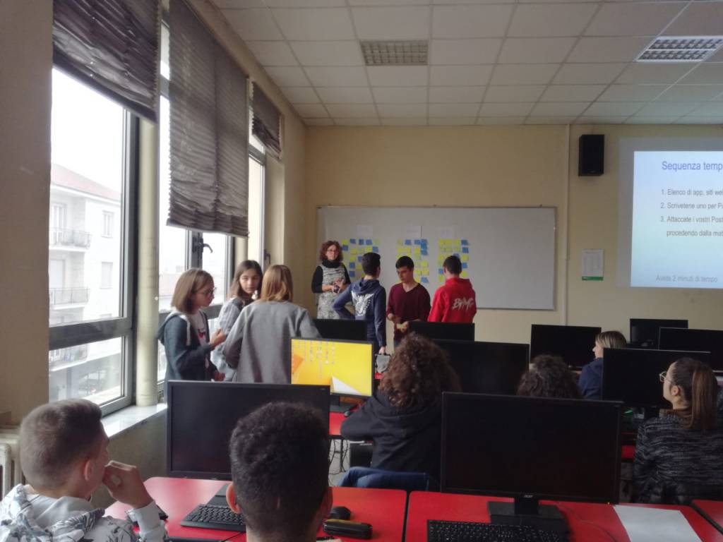 Gli studenti dell’istituto “Guala” partecipano al progetto “Vivere Digitale”