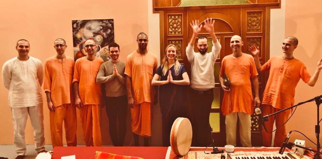 Ad Alba e Bra i monaci del Movimento internazionale per la Coscienza di Krishna
