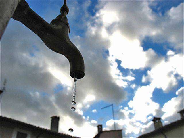 Allarme siccità: il Comune di Saluzzo chiude le fontane