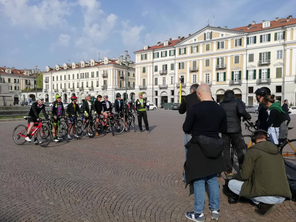 Troupe Rai a Cuneo per riprese di “Viaggio nell’Italia del Giro”