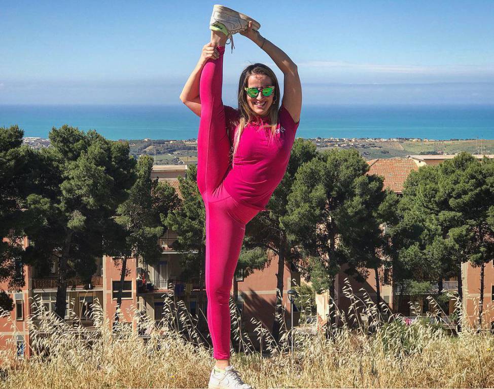 Marta Giuliano, la danzatrice contorsionista professionista di Verzuolo a “I soliti ignoti” su Rai 1