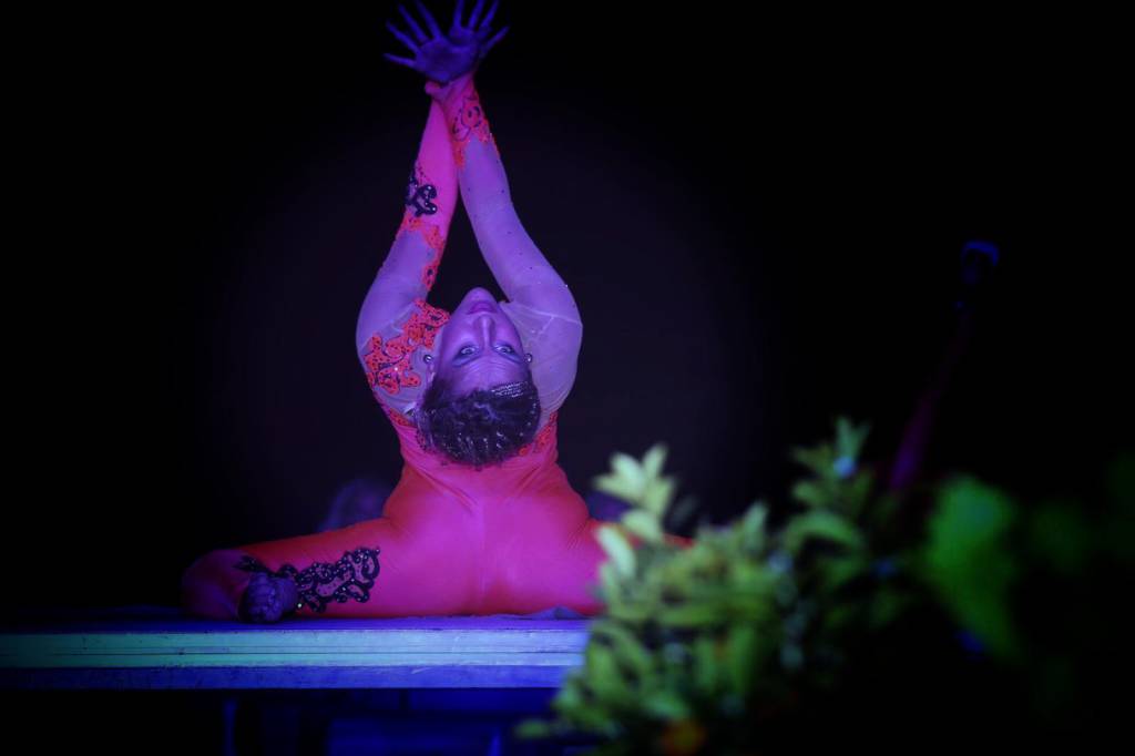 Marta Giuliano, la danzatrice contorsionista professionista di Verzuolo a “I soliti ignoti” su Rai 1
