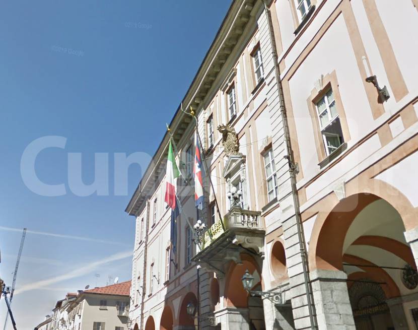 A Cuneo uffici comunali chiusi venerdì 26 aprile
