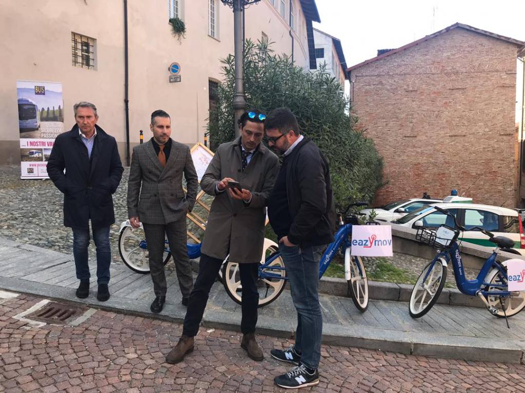 Saluzzo, arriva “Bus2Bike”: sistema di “bike-sharing” a pedalata assistita integrato al Tpl