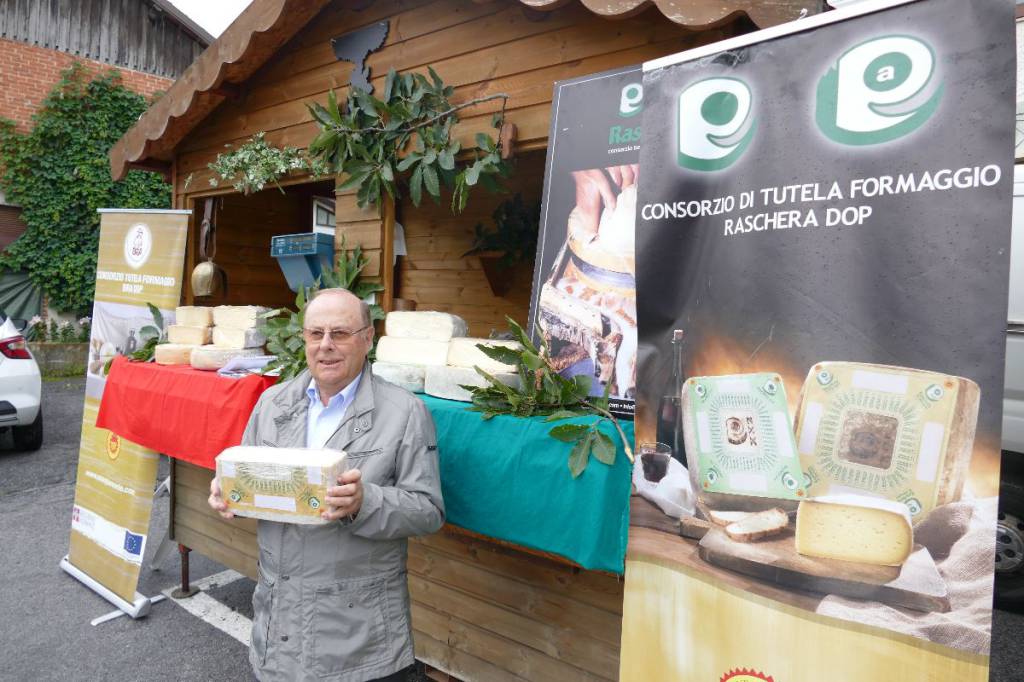 Bra e Raschera protagonisti di una cena del Comitato Turismo outdoor della provincia di Cuneo