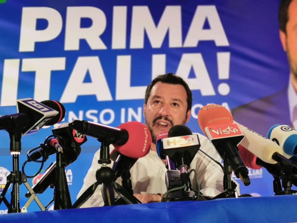 “La difesa è sempre legittima”: la solidarietà di Salvini al gioielliere di Grinzane Cavour