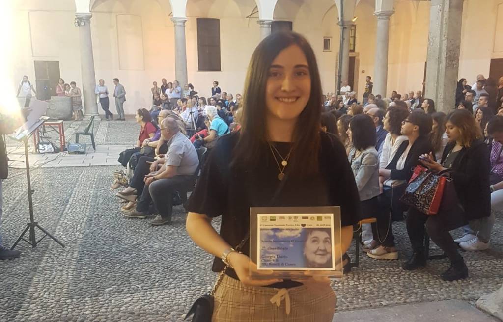 Giorgia Dutto da Dronero al 2° posto al Concorso Nazionale Poetico “Alda Merini”