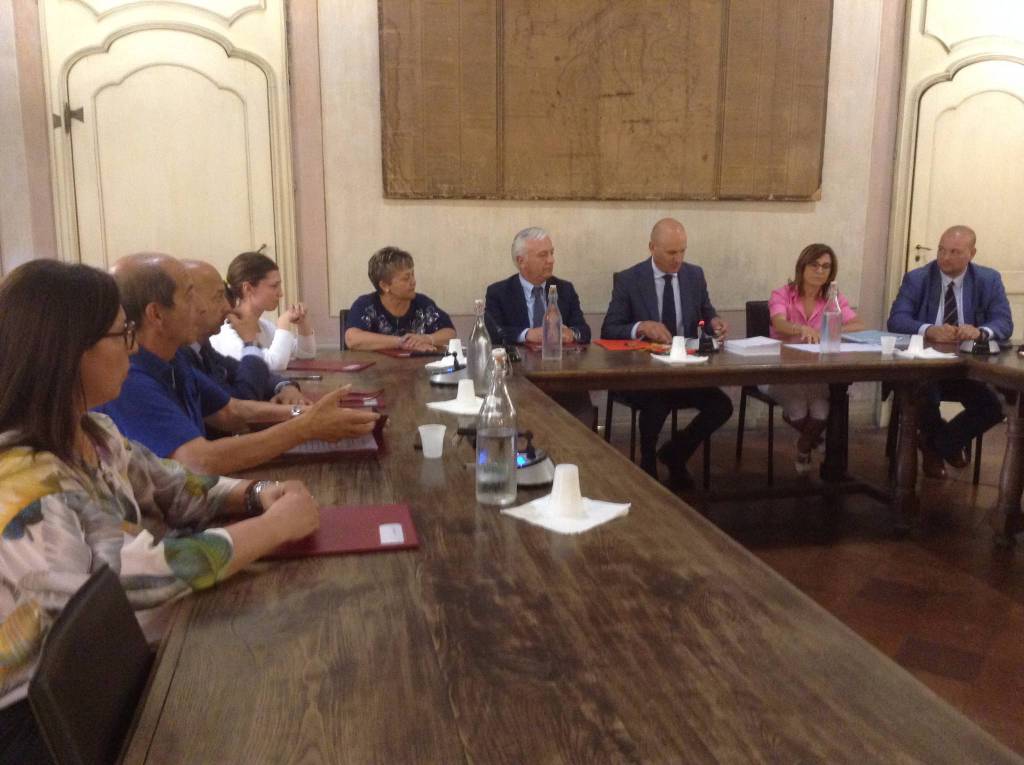 Primo Consiglio comunale a Cherasco per il neosindaco Carlo Davico: Bogetti è il vice