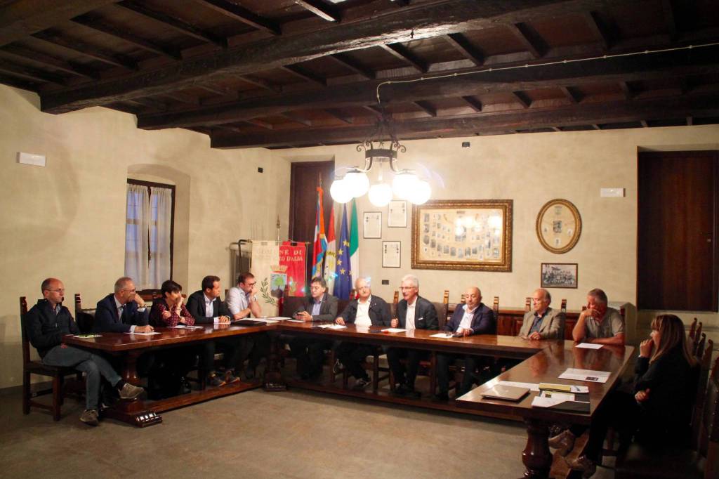 Monticello d’Alba, l’Associazione Valorizzazione Roero ha incontrato i sindaci del territorio