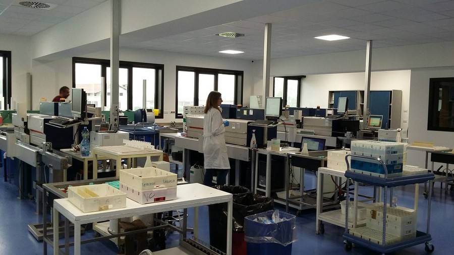 Cuneo, il laboratorio di analisi A.R.A. Piemonte accreditato con la nuova 17025:2018