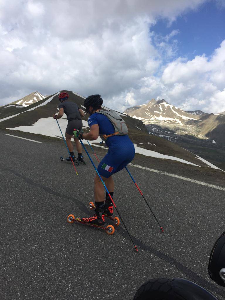 Il cuneese Lorenzo Romano vince la RollEurope 2019, gara di skiroll più alta d’Europa
