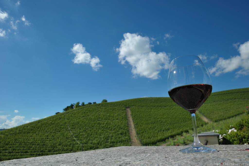 Dazi USA, Coldiretti Cuneo: rischio stangata per il nostro vino