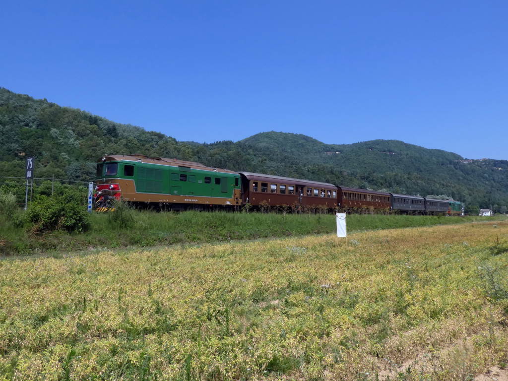 Riprendono i viaggi in treno lungo la Ferrovia Turistica del Tanaro