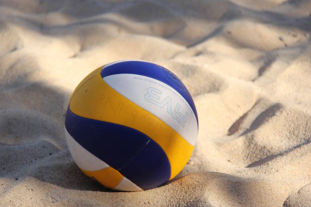 Tornei di beach volley e «palla prigioniera» a Beinette