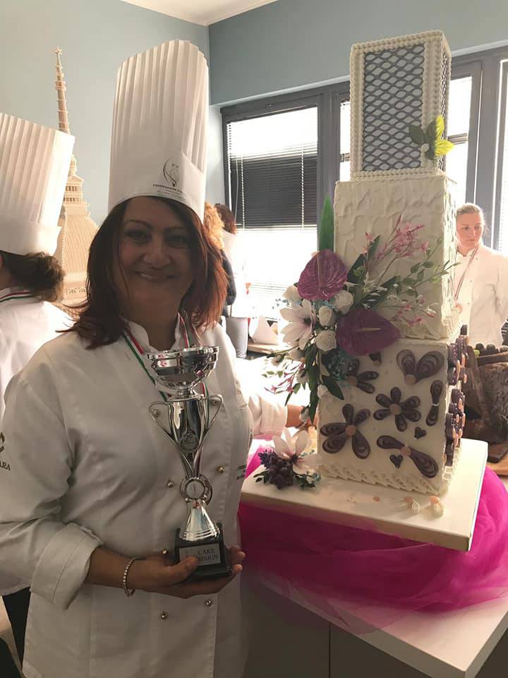 La cake designer buschese Maria Altanese conquista l’argento ai Campionati regionali