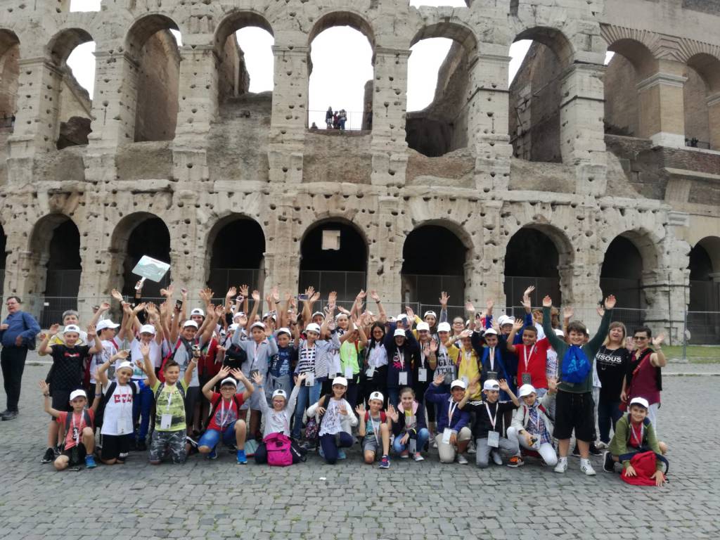 La bella esperienza “romana” di 60 ragazzi buschesi