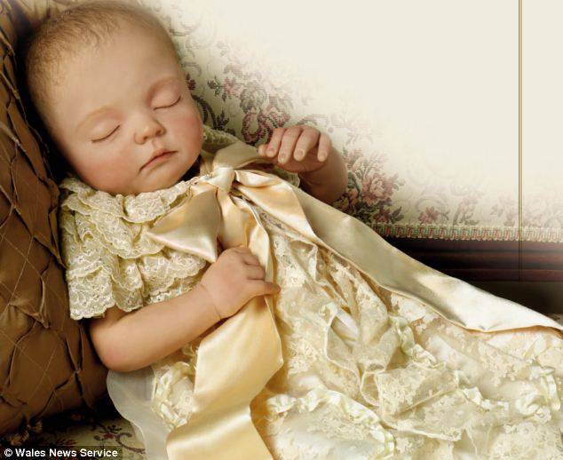Il bambolotto ufficiale del royal Baby George è nato ad Ormea
