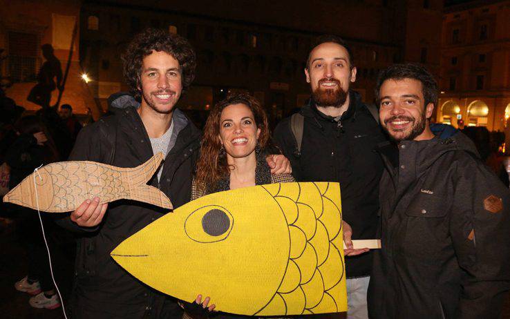 Anche a Cuneo le sardine del movimento anti Salvini