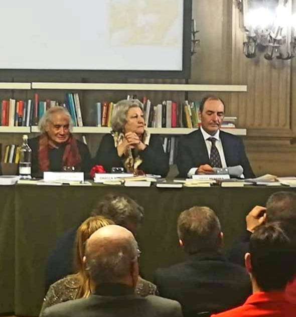 Eros Pessina al Circolo dei lettori ha consegnato alcuni dei riconoscimenti del Premio I Murazzi 2019