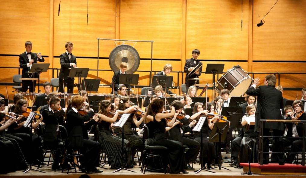 Sabato la European spirit of youth orchestra sul palco del Lux di Busca