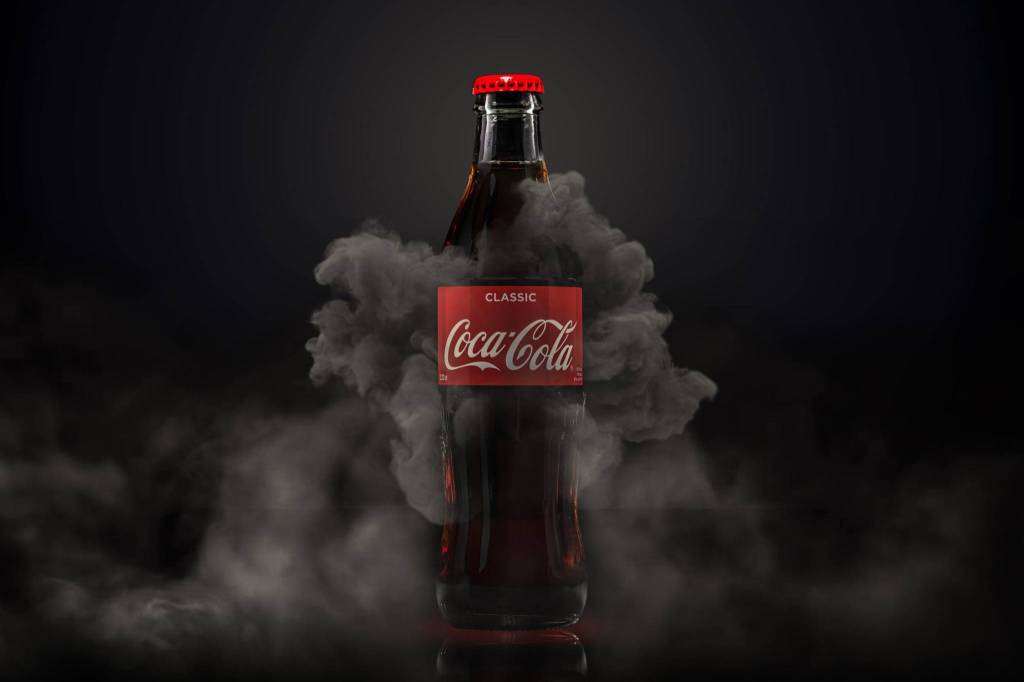 Allerta Coca Cola: maxi richiamo di numerosi lotti di bottigliette in tutta Italia
