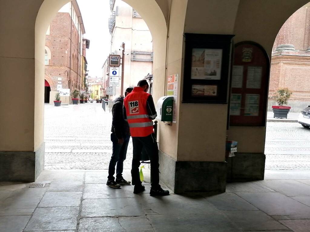 Fossano: nuovamente funzionante il defibrillatore di via Roma