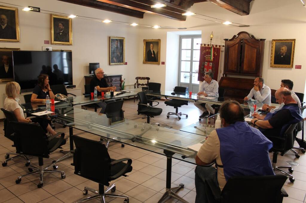 Alba, il sindaco ha incontrato sindacati e lavoratori della Stamperia Miroglio di Govone
