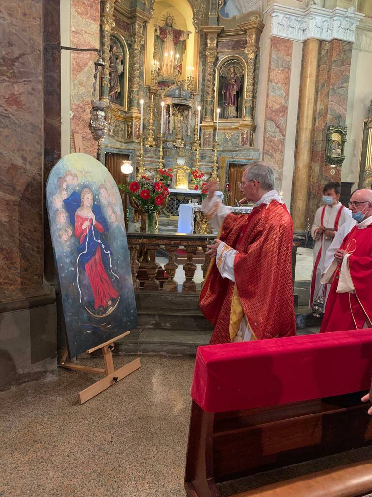 Inaugurazione opera di Teresita Terreno con Mons. Guido Marini