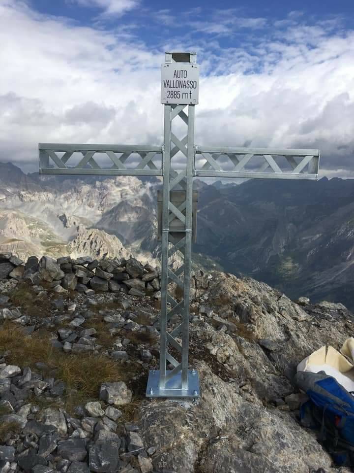 Val Maira, nuova croce al monte Auto Vallonasso
