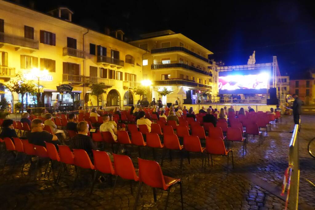 Boves, serate in piazza e palazzetto per San Bartolomeo