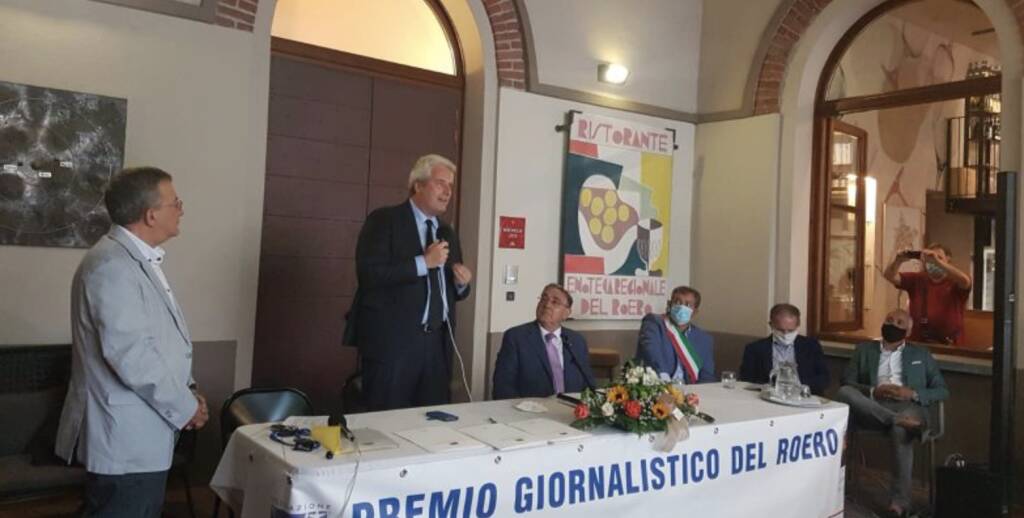 Il presidente Borgna alla cerimonia “Premio giornalistico del Roero 2020”