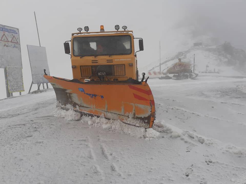 Nevica sul Colle dell’Agnello: valico chiuso sino alle 12 di lunedì