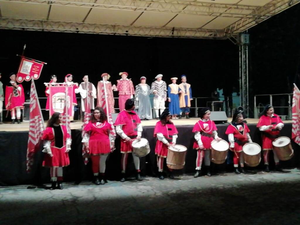 Impegni autunnali per il gruppo sbandieratori e musici di Borgo San Martino di Saluzzo