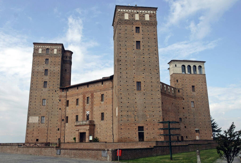 Castello fossano archivio ATL del Cuneese.