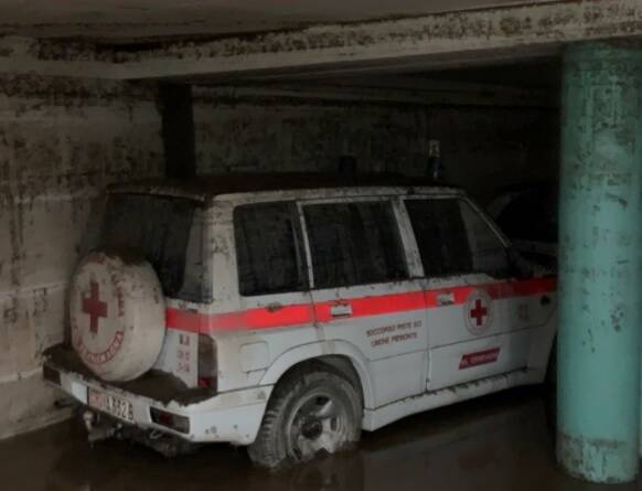“Abbiamo perso tre veicoli nell’alluvione”: la richiesta d’aiuto della Croce Rossa di Limone Piemonte