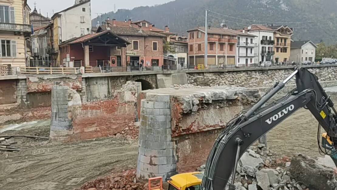 Garessio ponte Odasso demolizione