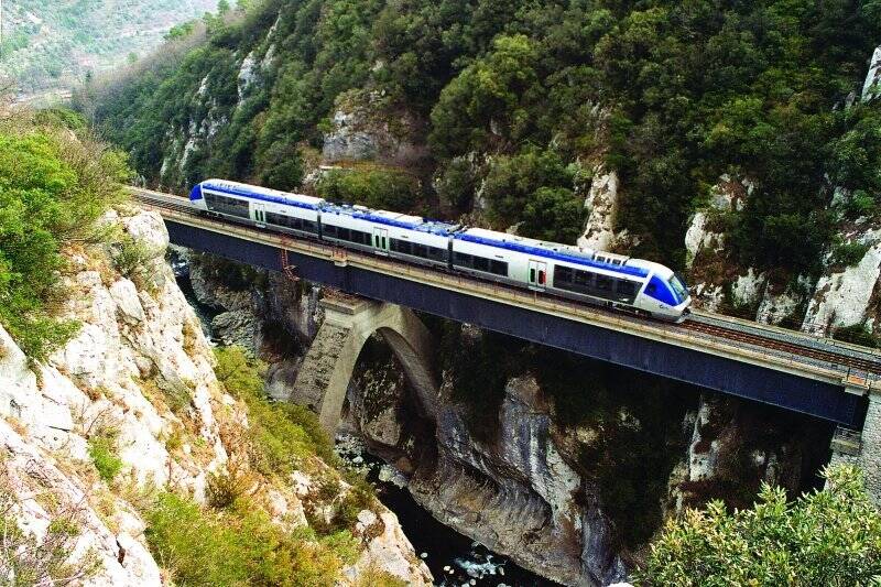 Treni, interrotta la linea Cuneo-Ventimiglia causa frana in Valle Roja
