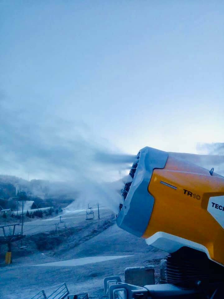 Anche Prato Nevoso spara la neve artificiale: “Piste pronte in tre giorni”