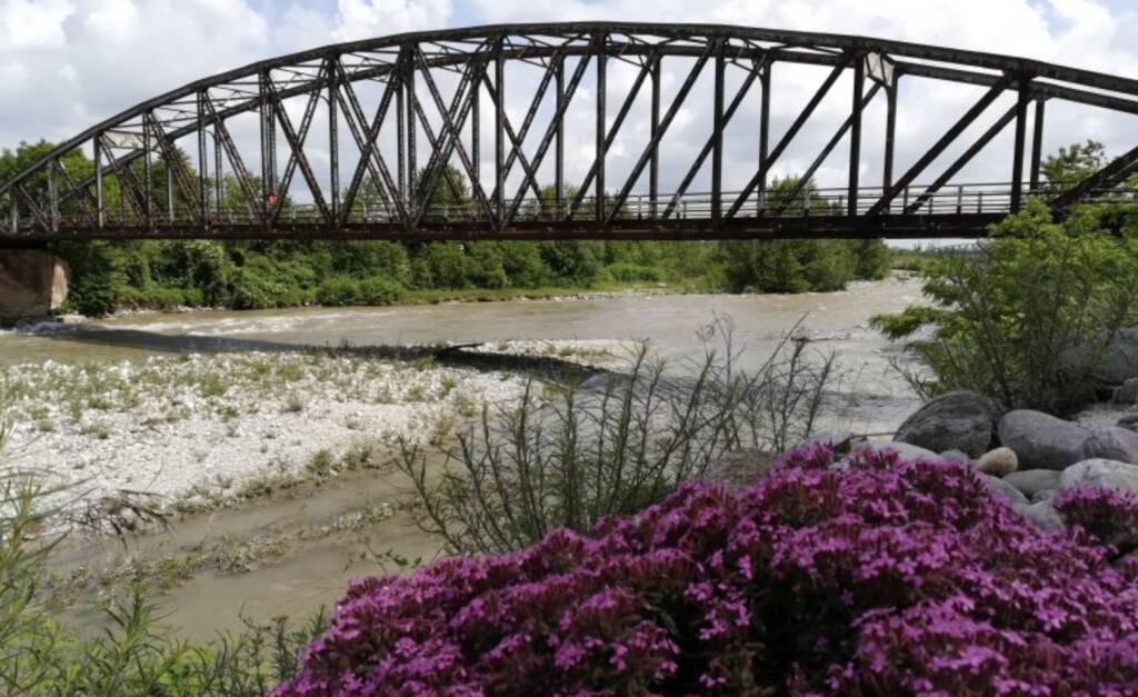 Ponte in ferro “del Ciadel” sul torrente Gesso verso Roccavione, lavori di sistemazione
