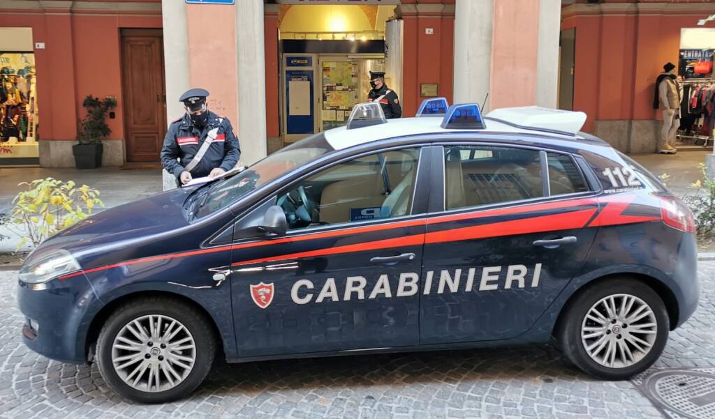 Alba: rapina un negozio del centro, arrestato dai Carabinieri