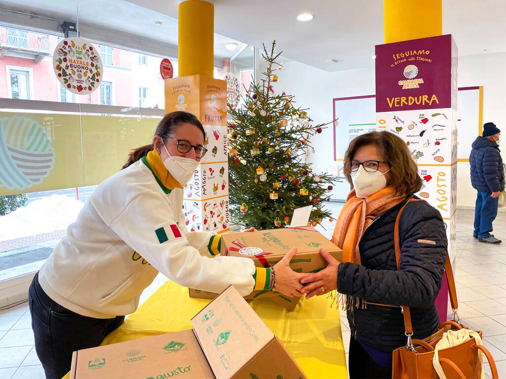 “Cibo buono ed esperienze a Km zero per regali unici al mercato coperto di Campagna Amica a Cuneo”