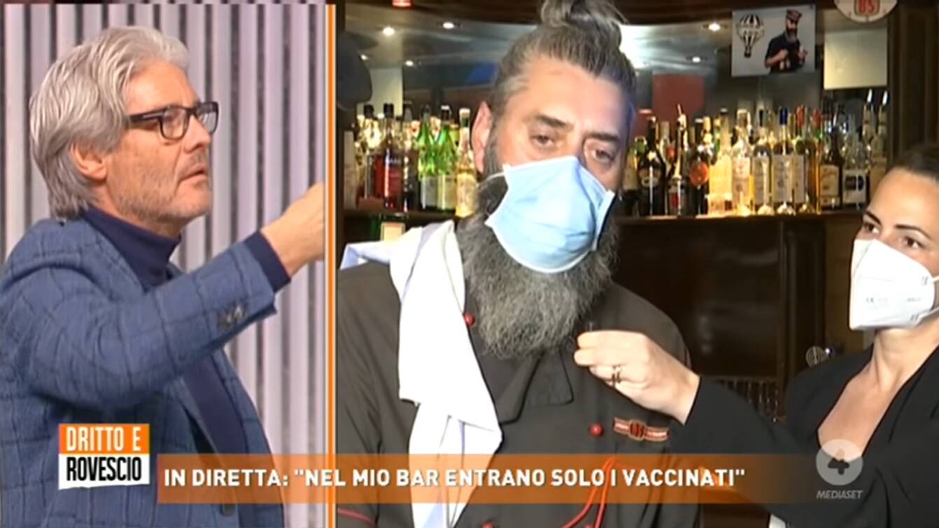 “Nel mio locale entrano solo i vaccinati”: barista di Cuneo protagonista a “Dritto e Rovescio”